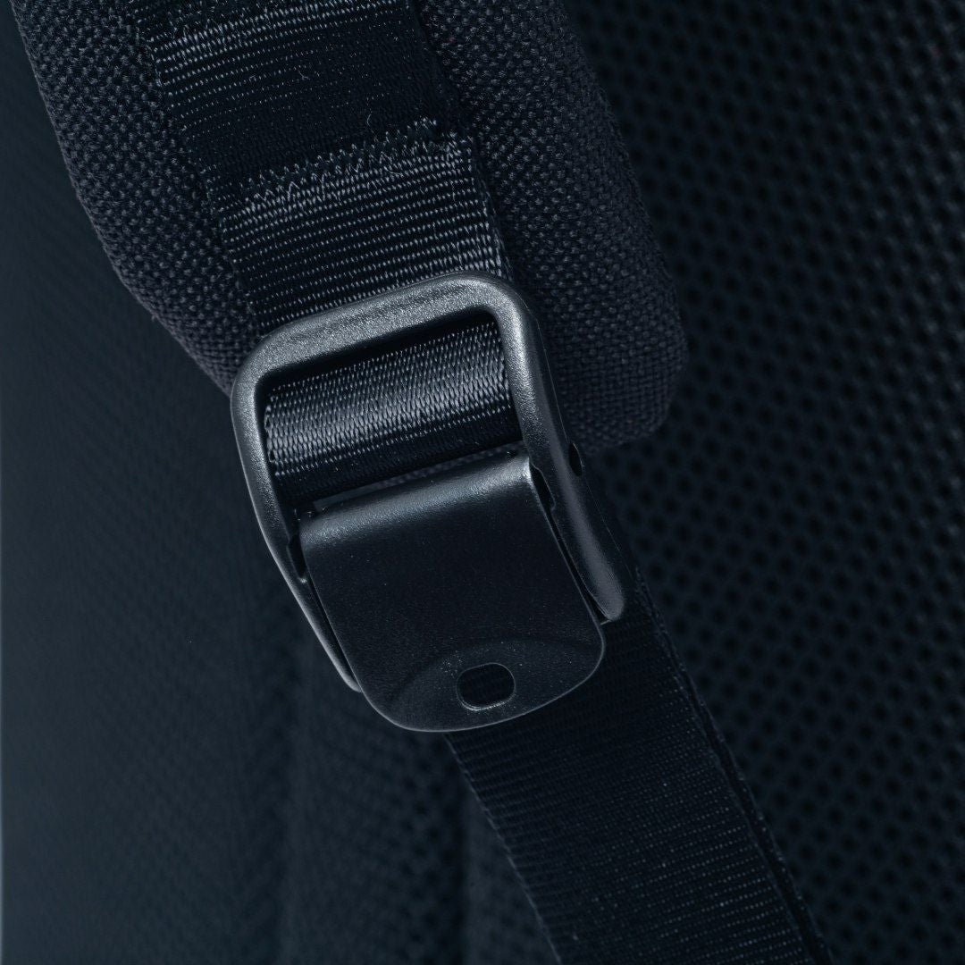 BEAMS DESIGN ELASTIC MESH ROUTINE バックパック(LL) レッド