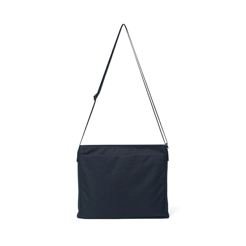 BEAMS DESIGN Every One サコッシュバッグ ブラック