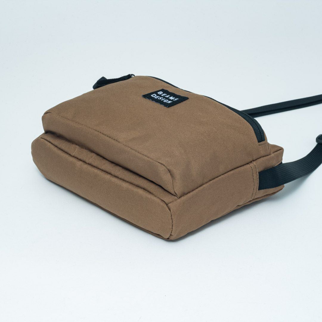 BEAMS DESIGN Every One 横型ショルダーバッグ 商品｜THE BAGMANIA