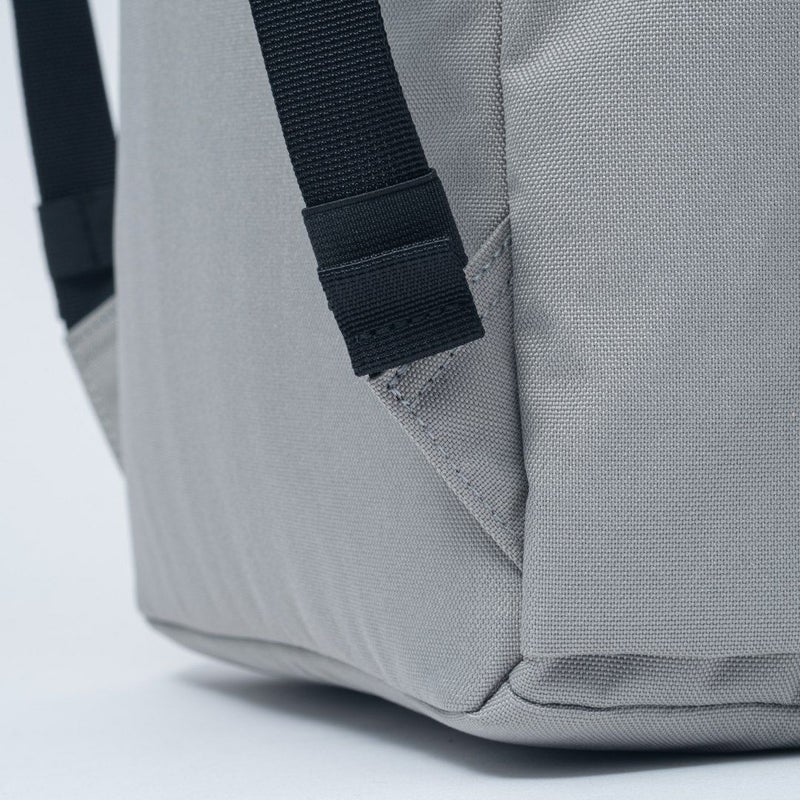 BEAMS DESIGN Every One バックパック グレー