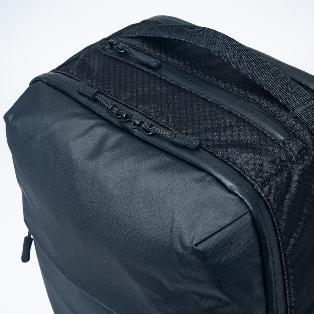 BEAMS DESIGN Waterproof バックパック(S) 商品｜THE BAGMANIA