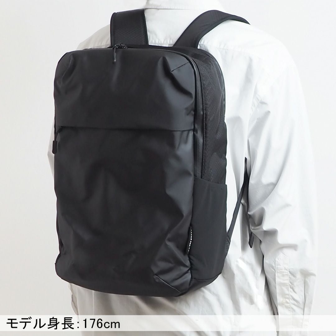 BEAMS DESIGN Waterproof バックパック(S)