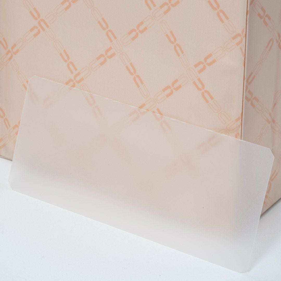 U by ungaroプレッド ハンド コーラルピンク