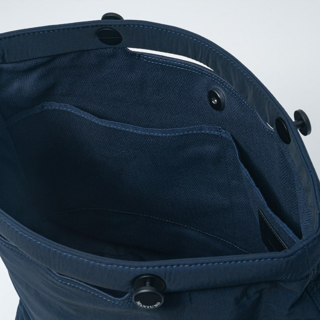 MANIUNO KAJIF トートバッグ(M) 商品｜THE BAGMANIA