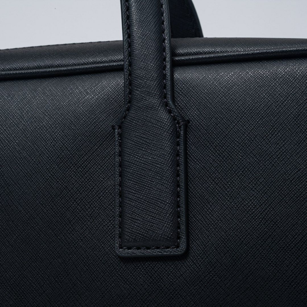 BOSS Zair ブリーフケース【HBMH5ZV1】 ブラック