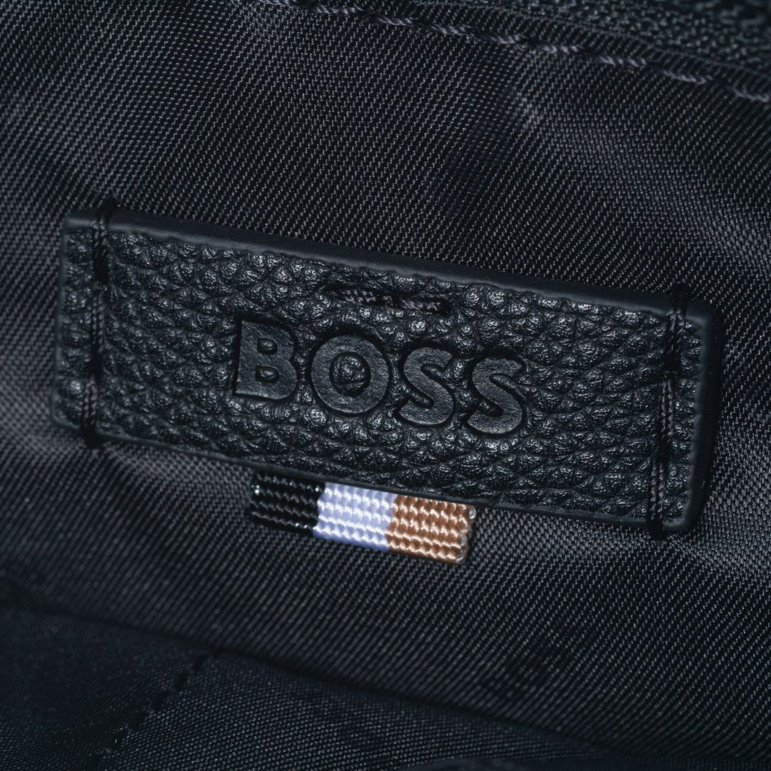 bossさん専用 BOSS Ray_S zip env N. ショルダーバッグ【HBMH5YS1】 商品｜THE BAGMANIA