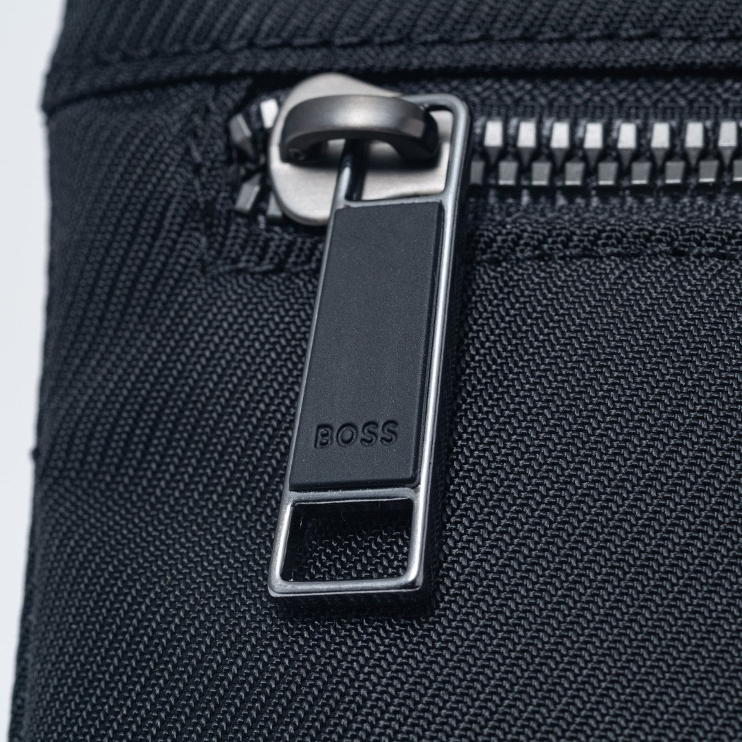 BOSS Catch ショルダーバッグ【HBMH6WS6】 商品｜THE BAGMANIA