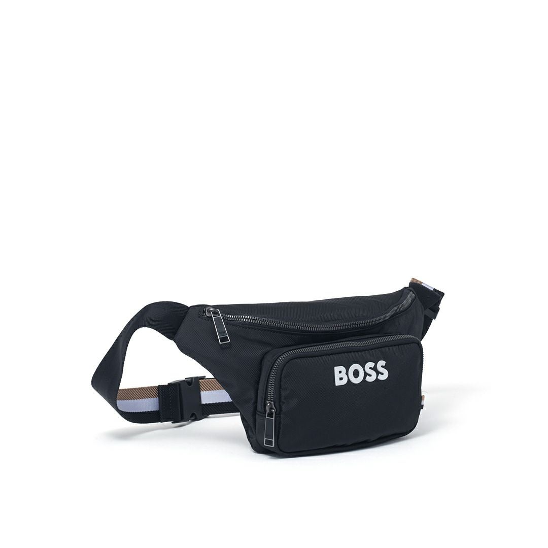 未使用品 入手困難 HUGO BOSS LEON掲載 カモフラ ボディバッグ 未使用品 入手困難 HUGO BOSS LEON掲載 カモフラ ボディバッグ 【公式