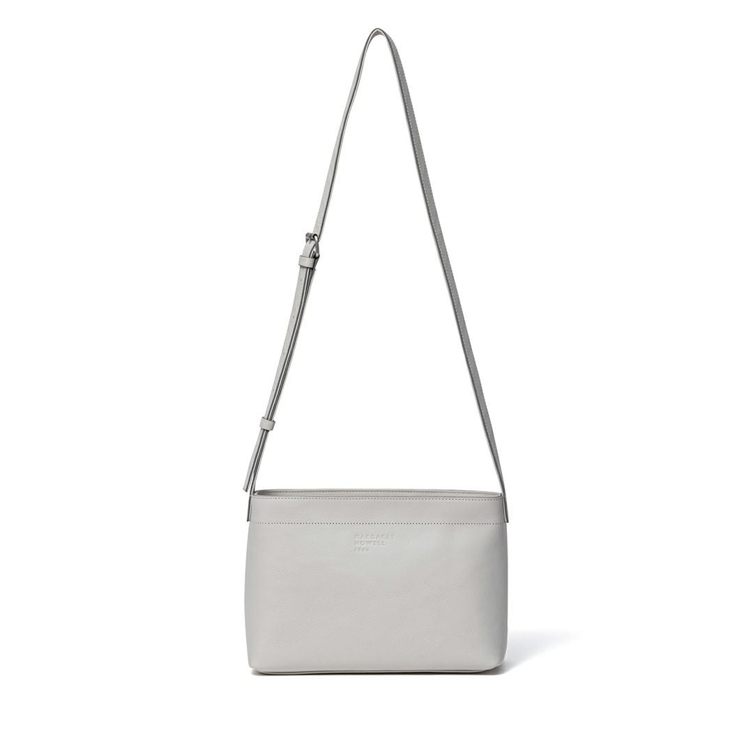 MARGARET HOWELL idea リドニー ショルダー ライトグレー