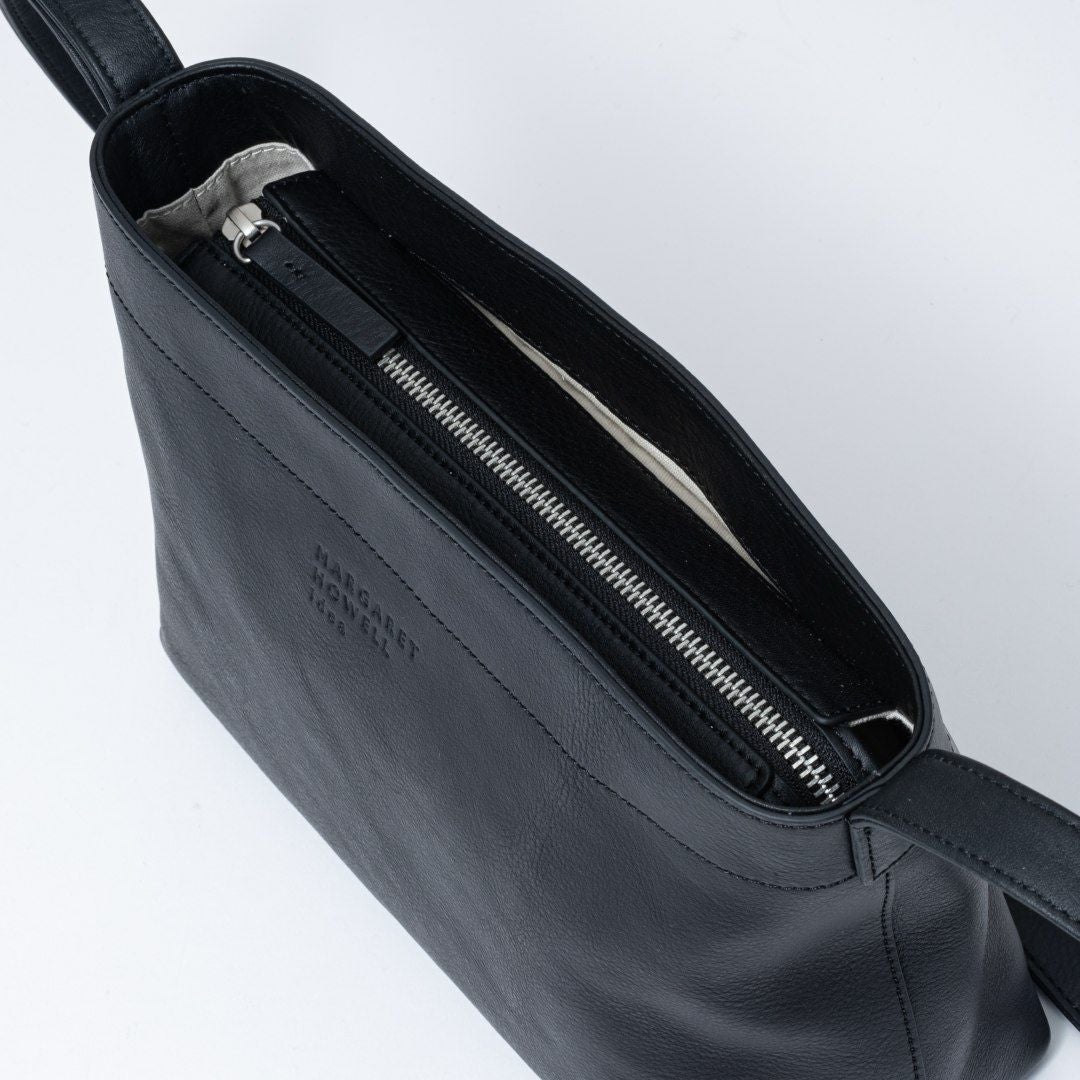 MARGARET HOWELL idea リドニー ショルダー 商品｜THE BAGMANIA