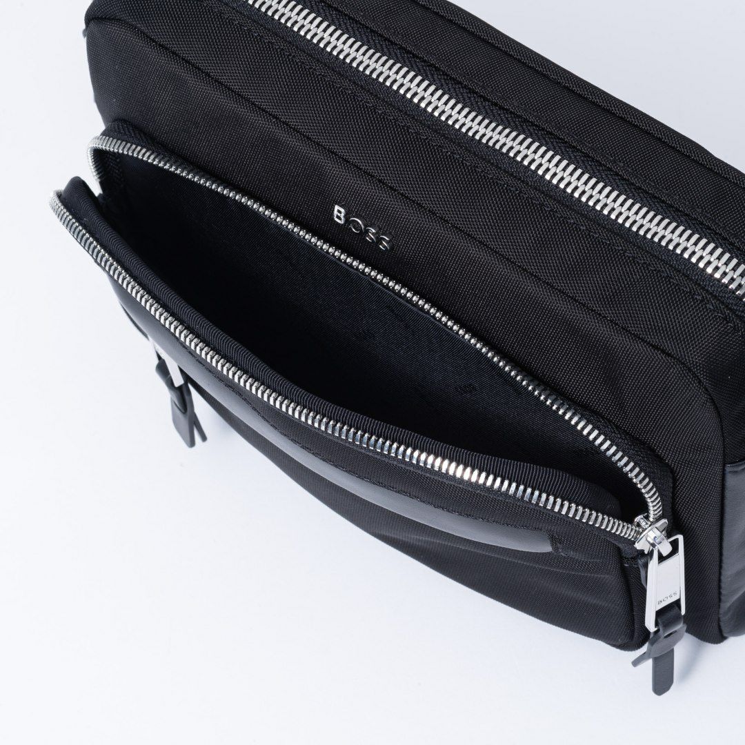 BOSS Highway ショルダーバッグ【HBMH5XS1】 商品｜THE BAGMANIA