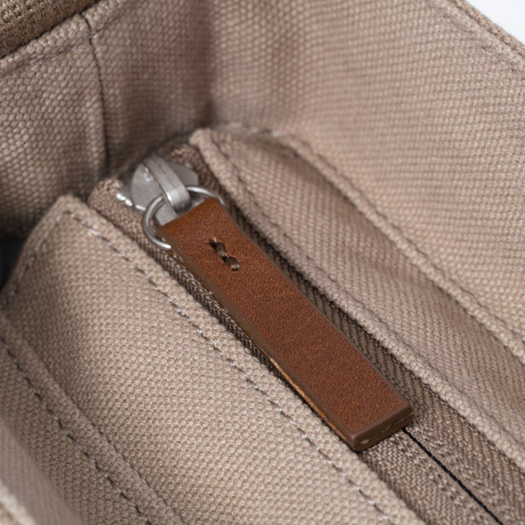 MARGARET HOWELL ideaマルバ ショルダー(S) ベージュ