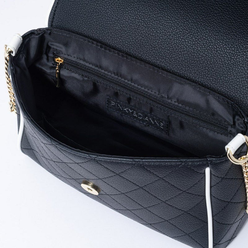 PINKY&DIANNE クラシックキルト フラップショルダー ブラック