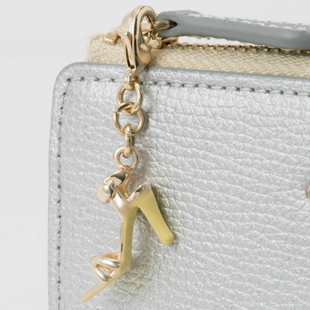 PATRICK COX カラーサンダル L字ファスナー折り財布 シルバー