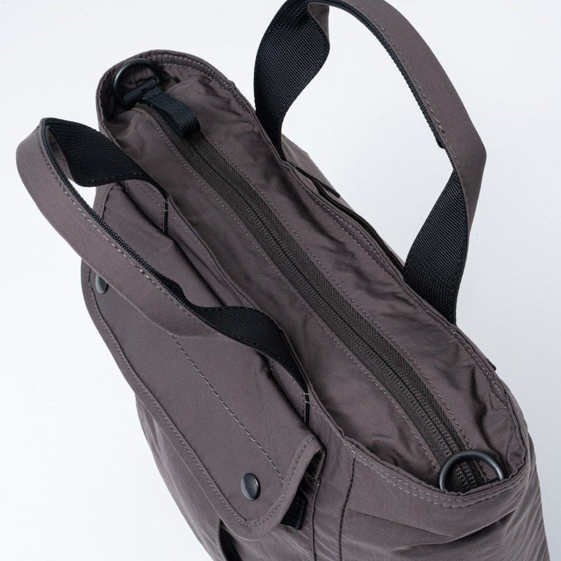 MARGARET HOWELL idea マドックス 2WAYハンド チャコールグレー