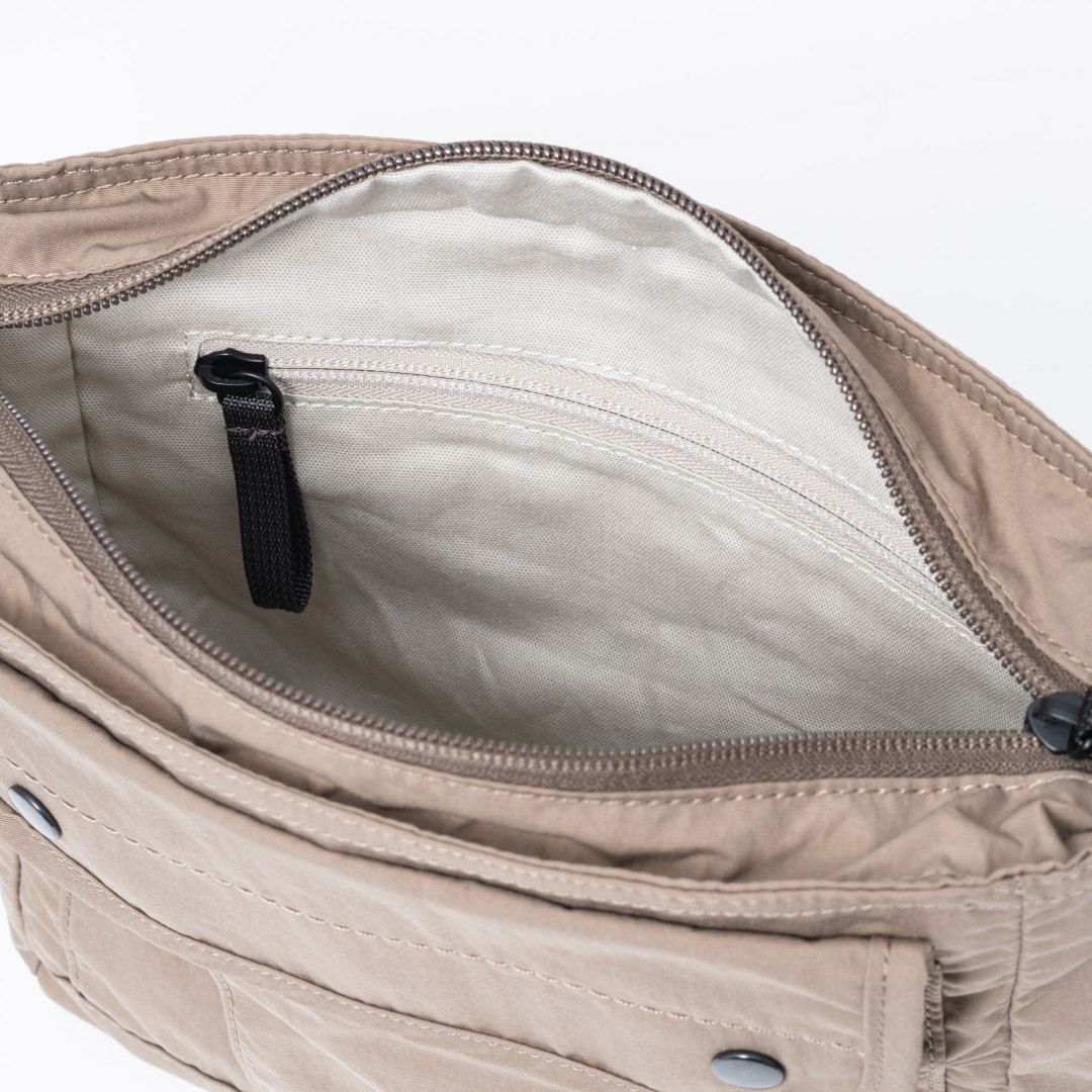 MARGARET HOWELL idea マドックス ショルダー 商品｜THE BAGMANIA