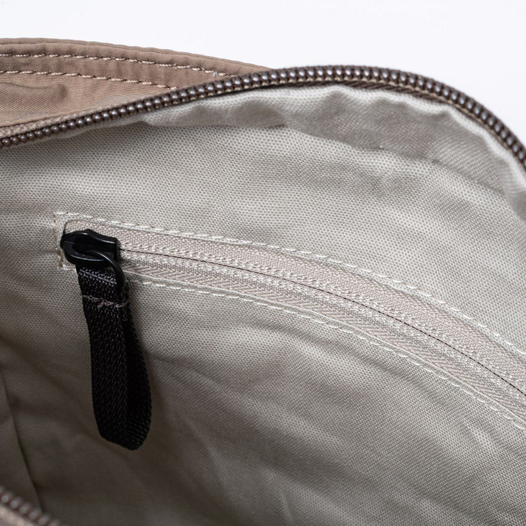 MARGARET HOWELL idea マドックス ショルダー ベージュ