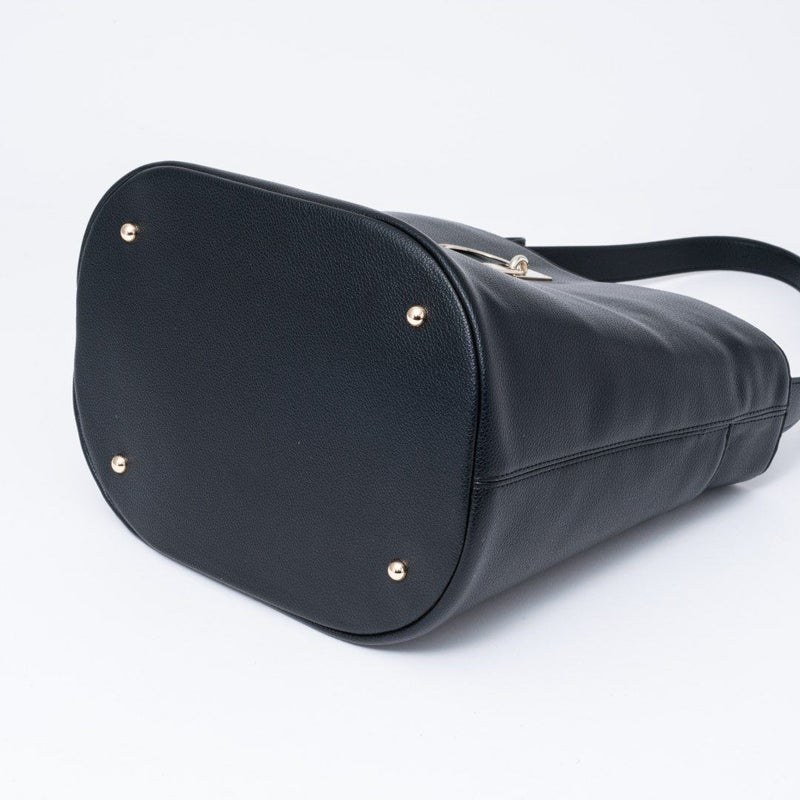 JILL STUART クレッセント ワンショルダー ブラック