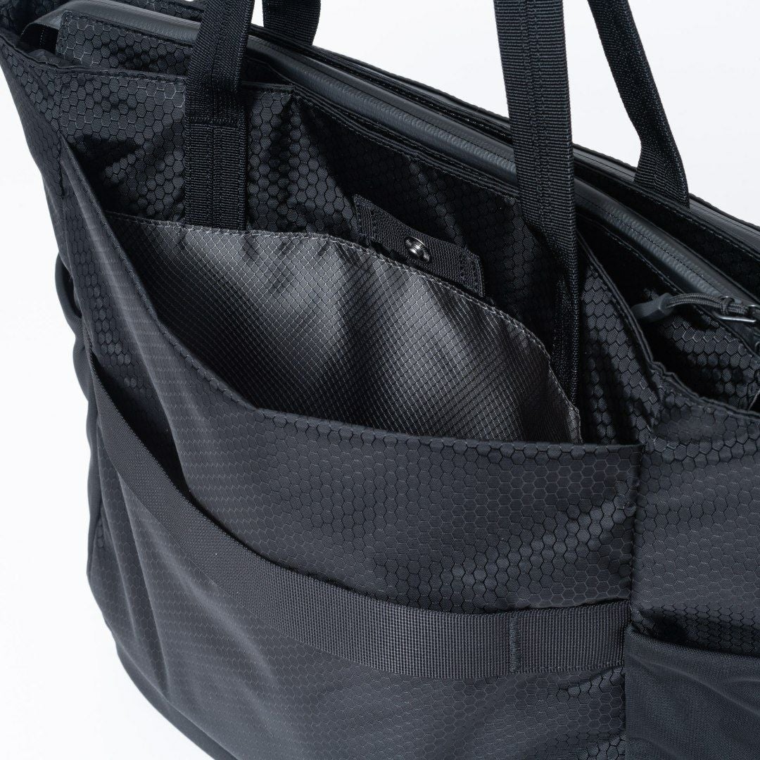 BEAMS DESIGN Watertight トートバッグ【BMMH5GT1】 ブラック