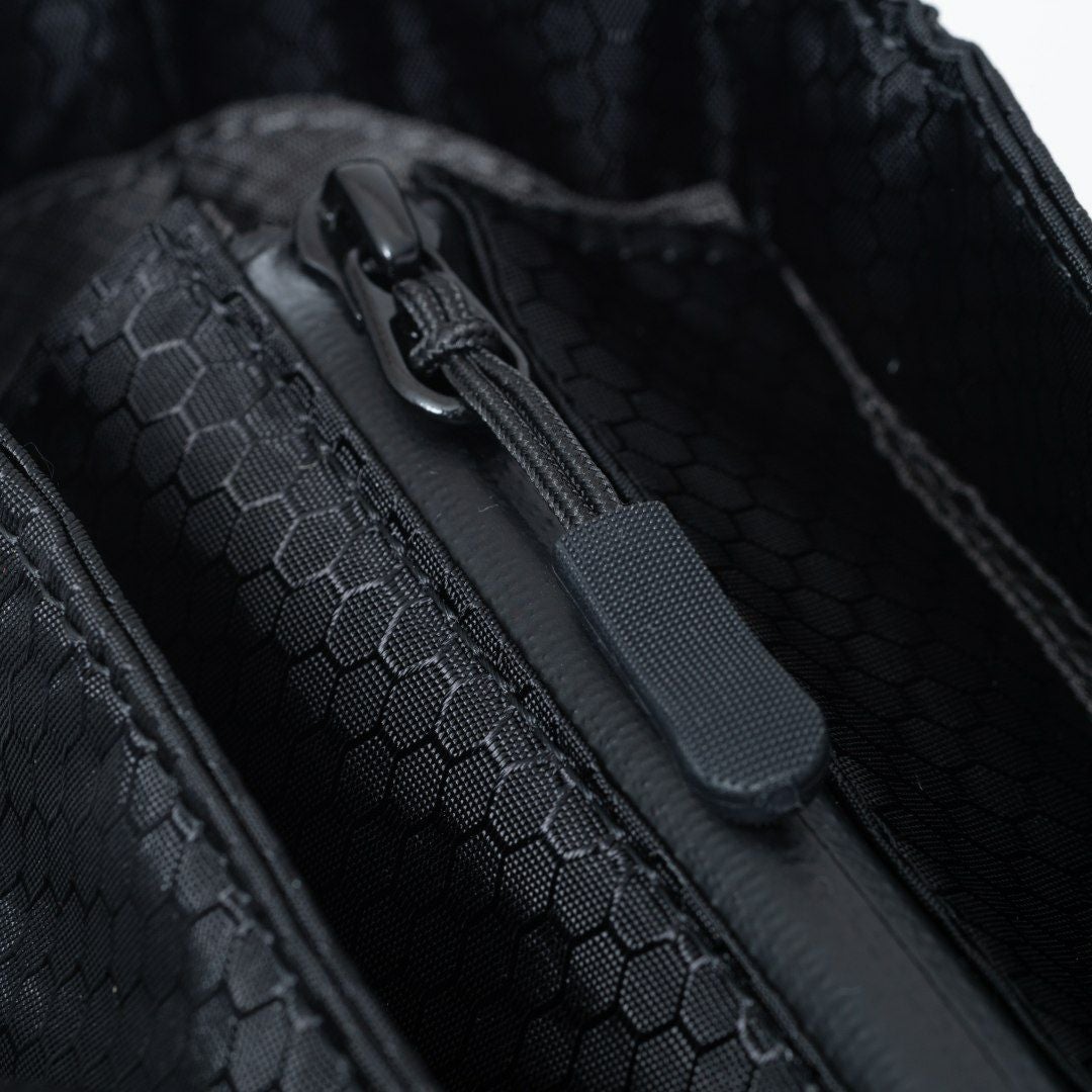 BEAMS DESIGN Watertight トートバッグ【BMMH5GT1】 ブラック