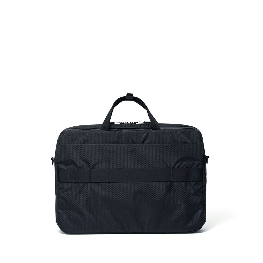 BEAMS DESIGN Watertight ブリーフケース(M)【BMMH5GT3】 ブラック