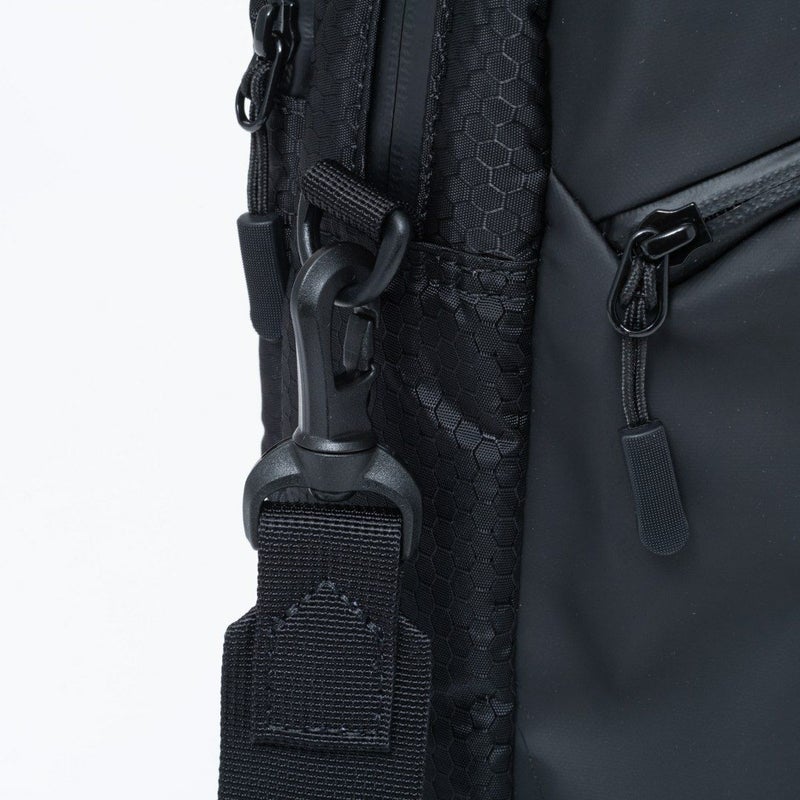 BEAMS DESIGN Watertight ブリーフケース(M)【BMMH5GT3】 ブラック