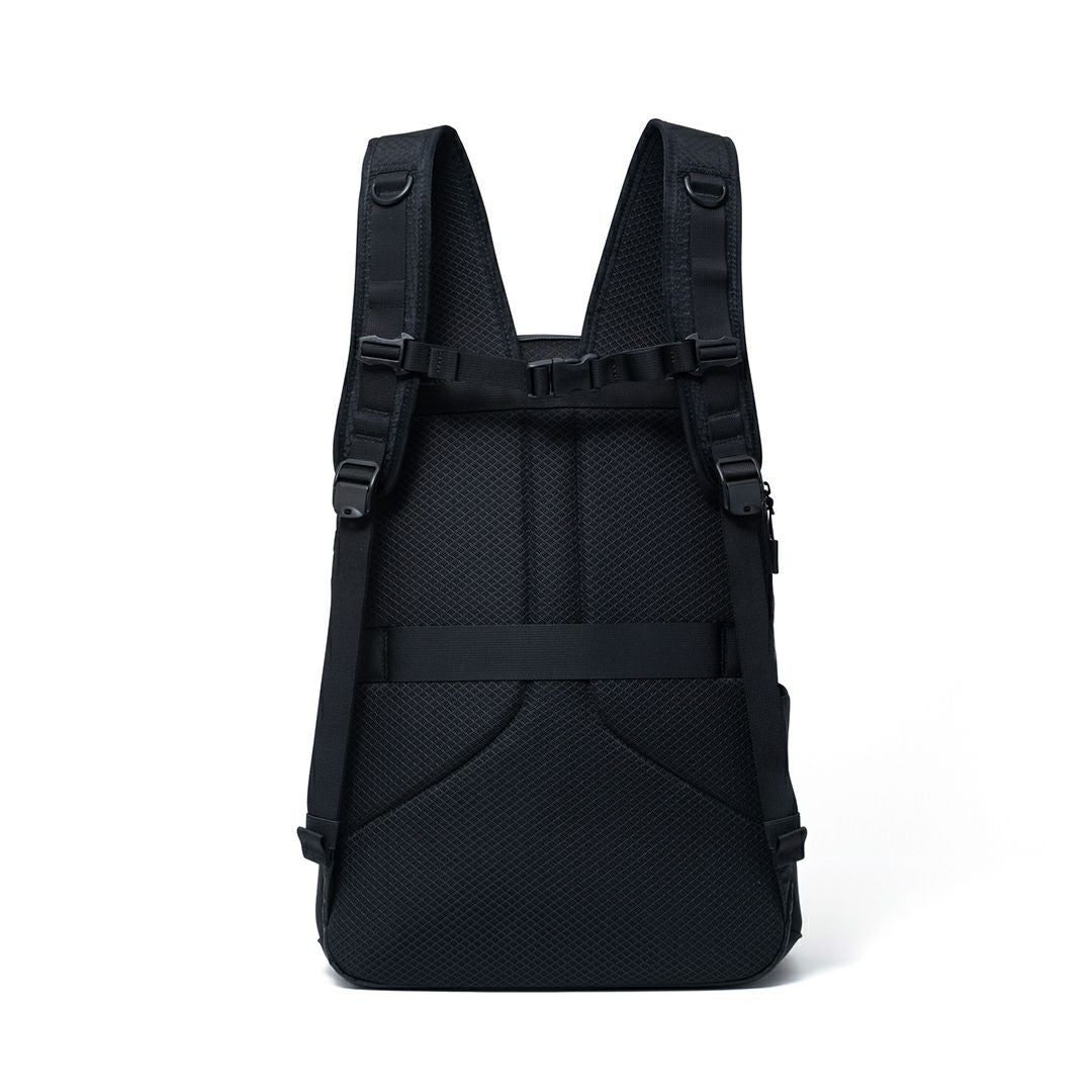 BEAMS DESIGN Watertight バックパック(M) 商品｜THE BAGMANIA