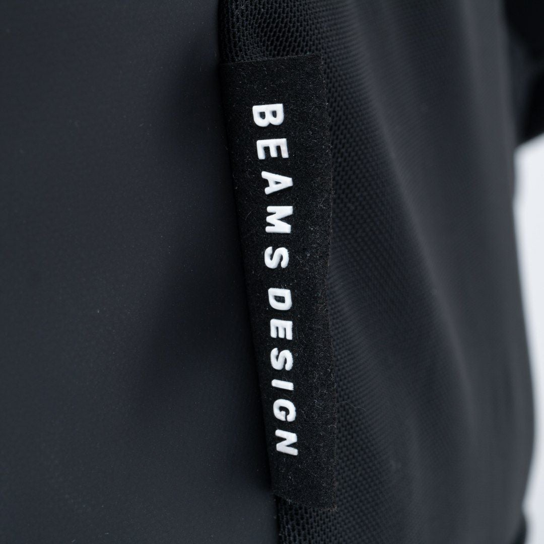 BEAMS DESIGN Watertight バックパック(M)【BMMH5GR1】 ブラック