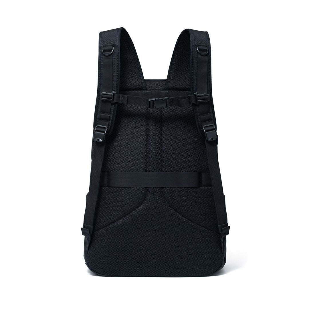 BEAMS DESIGN Watertight バックパック(L) 商品｜THE BAGMANIA