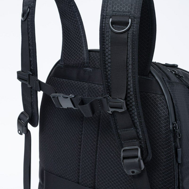 BEAMS DESIGN Watertight バックパック(L)【BMMH5GR2】 ブラック