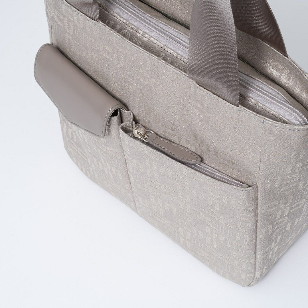 U by ungaroルイ 2WAYトート ベージュ