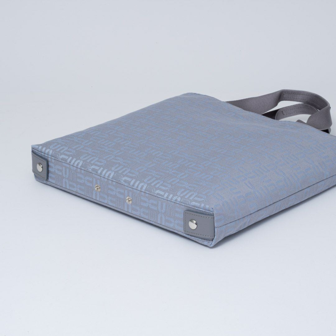 U by ungaroルイ 変形トート ブルーグレー