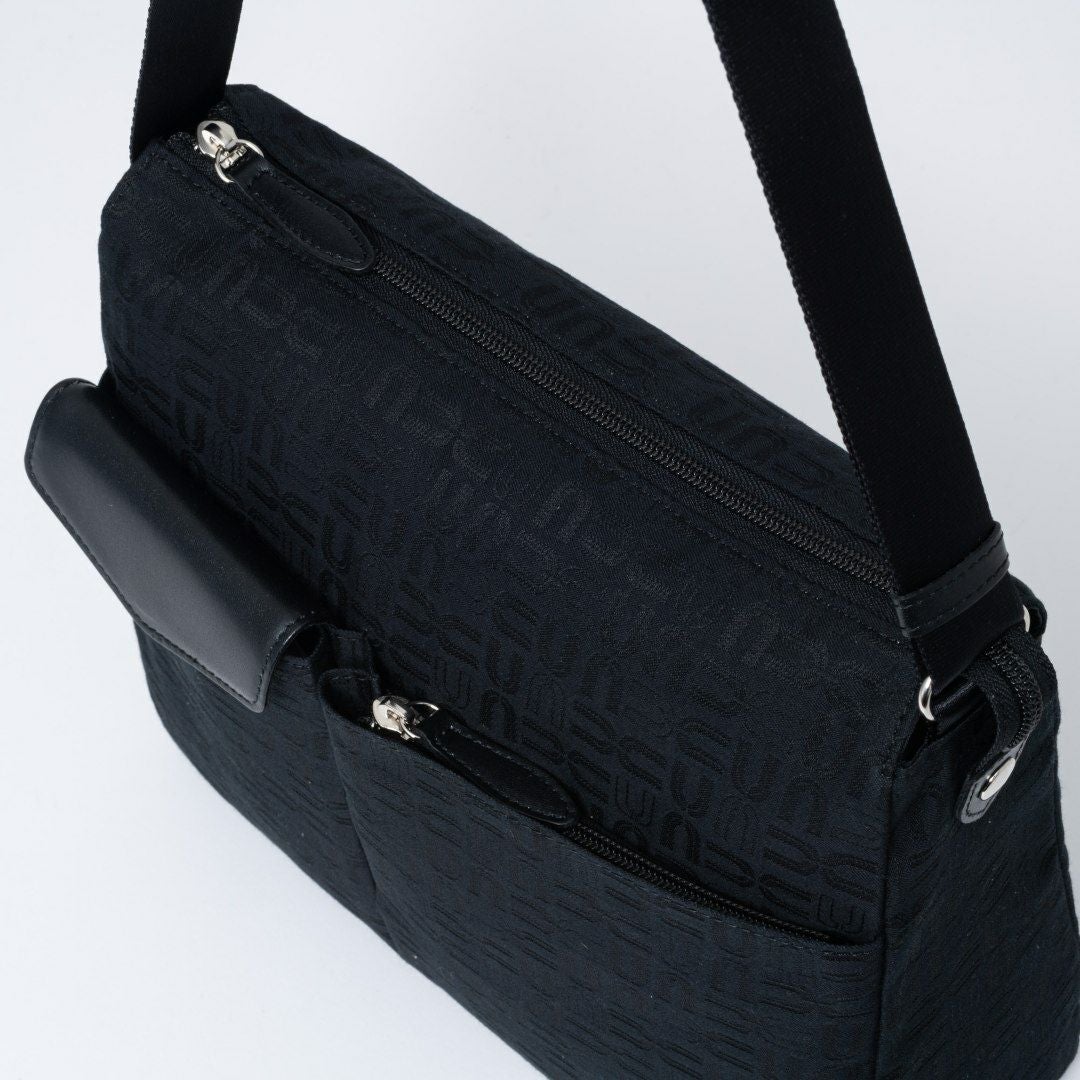 U by ungaroルイ ショルダー(L) ブラック