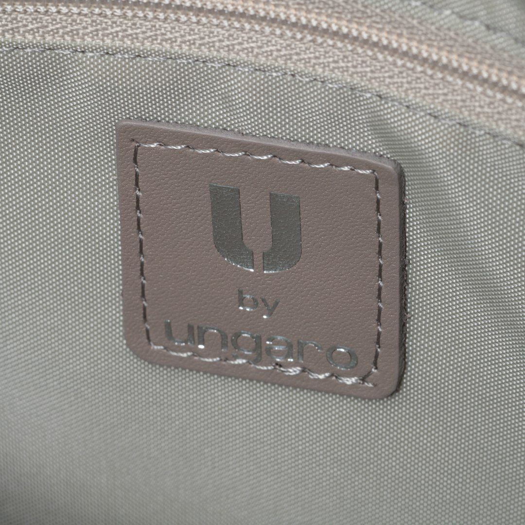 U by ungaroルイ ショルダー(M)ト ベージュ