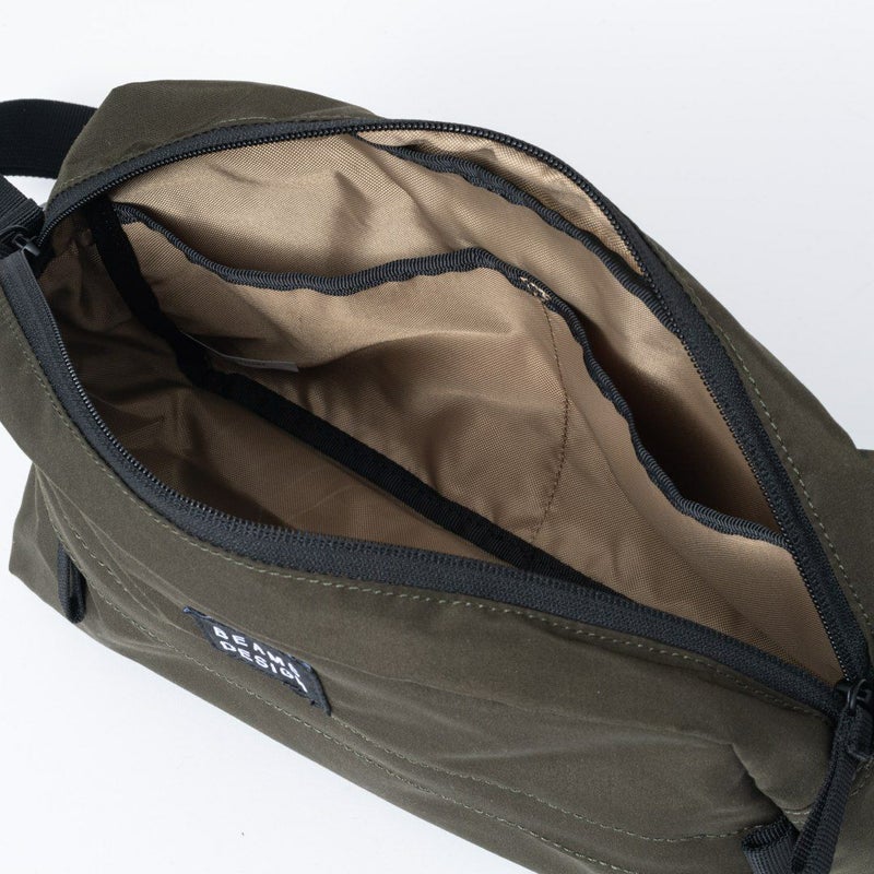 BEAMS DESIGN Diagonal ショルダー【BMMH5ES3】 カーキ