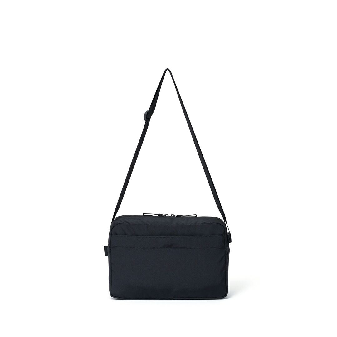 BEAMS DESIGN Diagonal ショルダー【BMMH5ES3】 ブラック