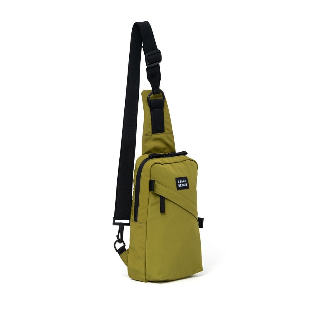 BEAMS DESIGN Diagonal 縦型ボディバッグ【BMMH5ES4】 商品｜THE BAGMANIA