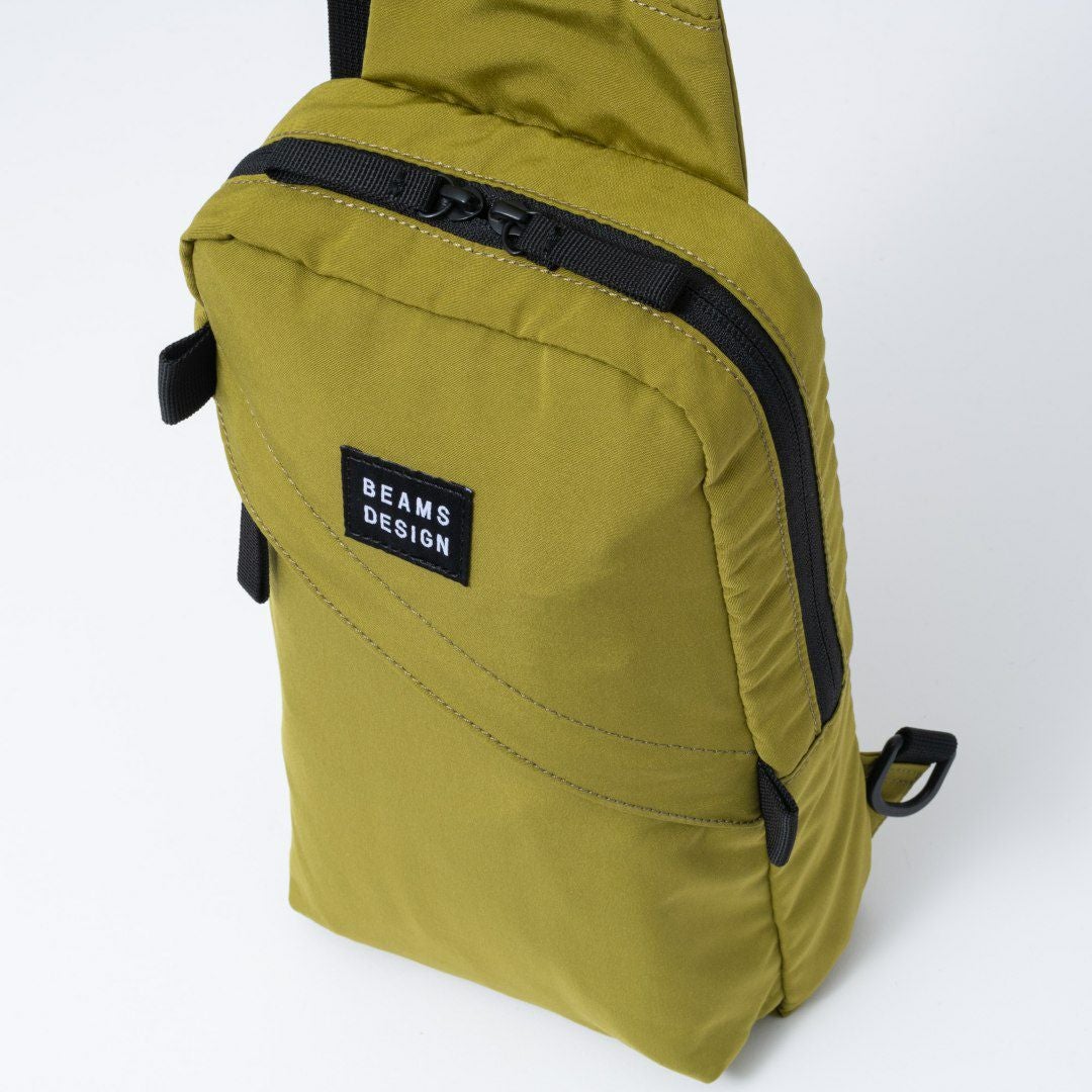 BEAMS DESIGN Diagonal 縦型ボディバッグ【BMMH5ES4】 商品｜THE BAGMANIA