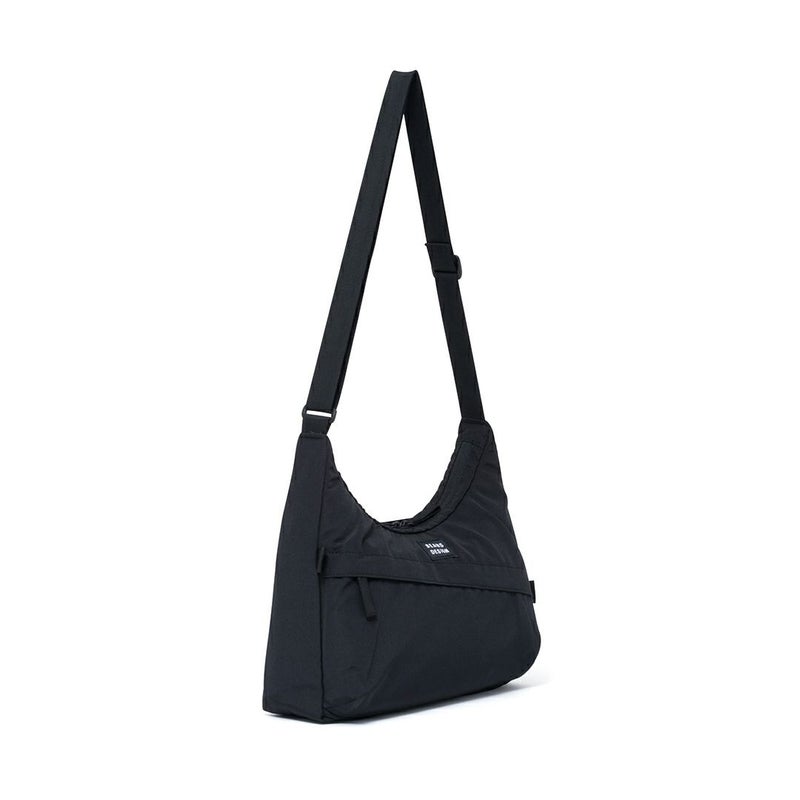 BEAMS DESIGN Diagonal ショルダー(M)【BMMH5ES5】 ブラック