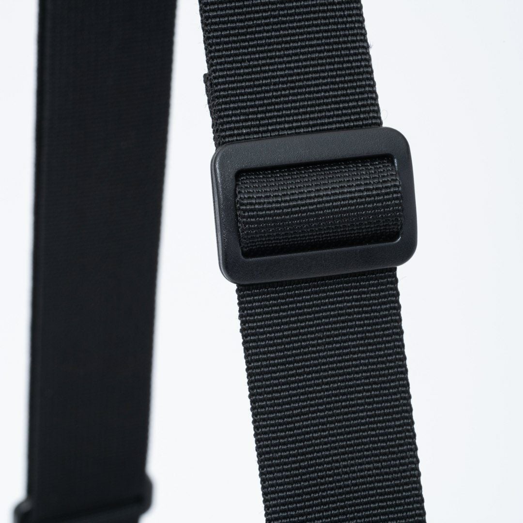 BEAMS DESIGN Diagonal ショルダー(M)【BMMH5ES5】 ブラック