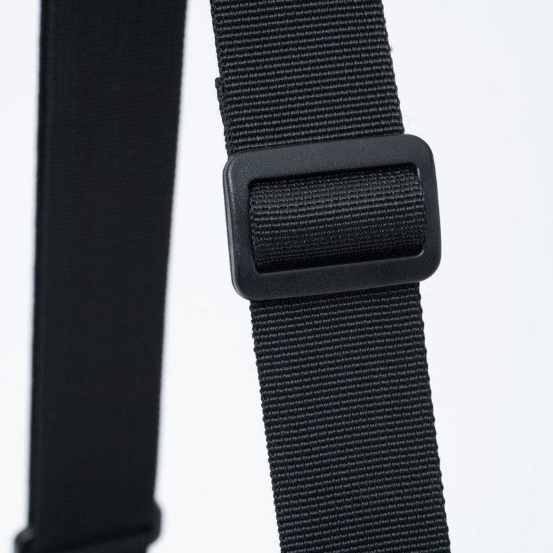 BEAMS DESIGN Diagonal ショルダー(M)【BMMH5ES5】 ブラック