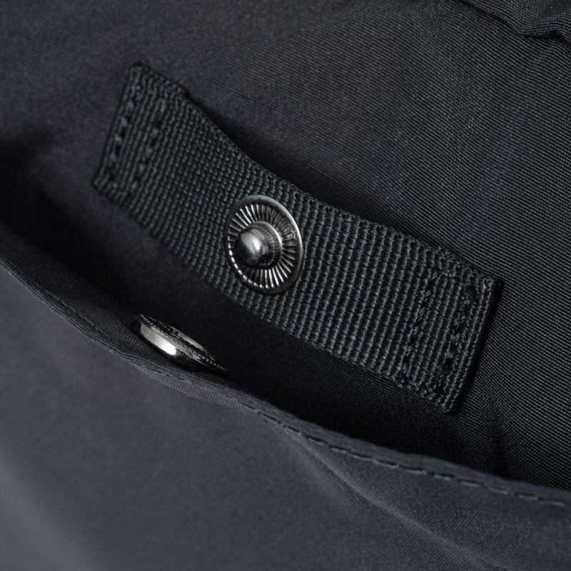 BEAMS DESIGN Diagonal ショルダー(M)【BMMH5ES5】 ブラック