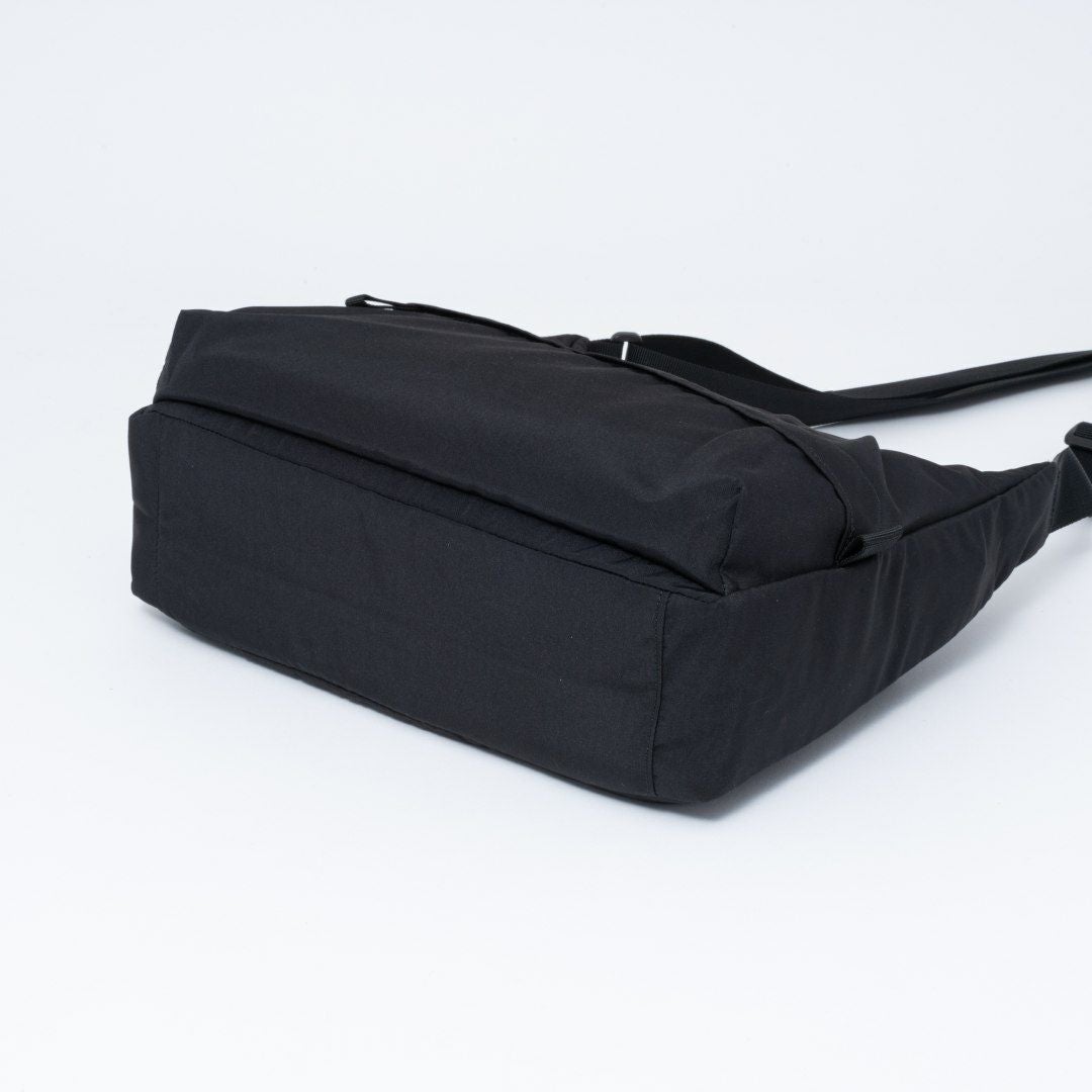 BEAMS DESIGN Diagonal ショルダー(M)【BMMH5ES5】 商品｜THE BAGMANIA