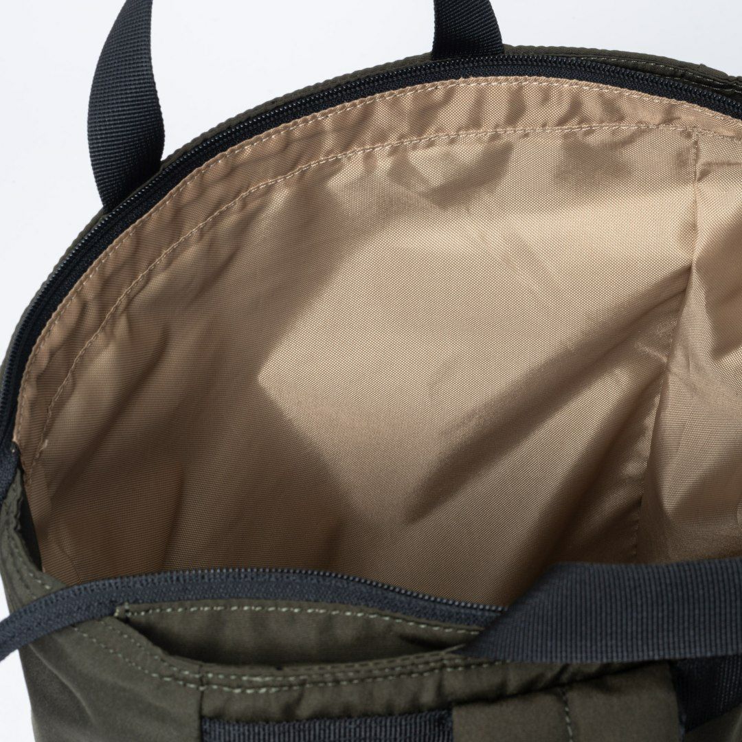 BEAMS DESIGN Diagonal 2WAYバックパック【BMMH5ER2】 カーキ