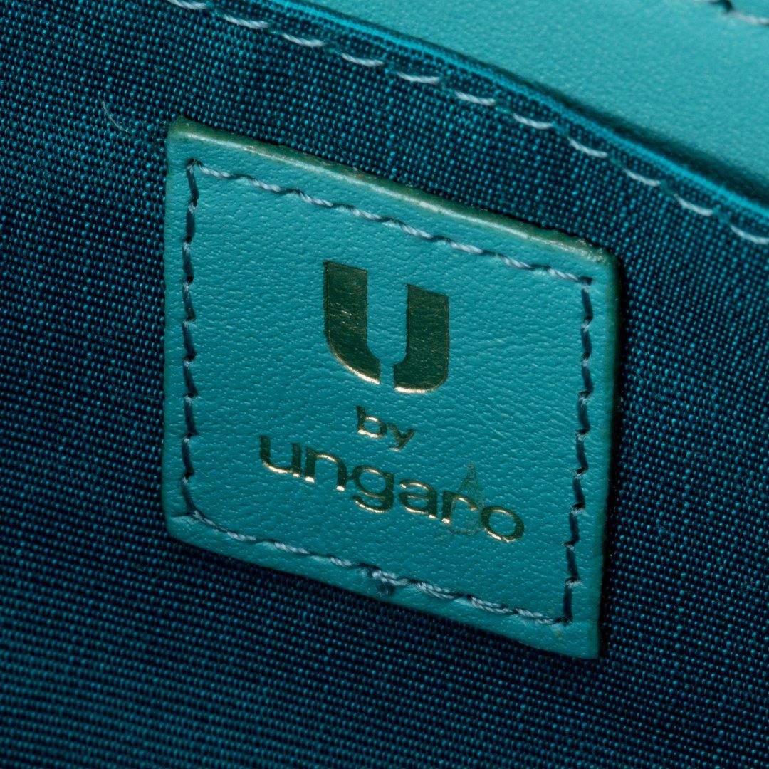 U by ungaro ミレーユ ラウンドファスナー長財布 ターコイズブルー 