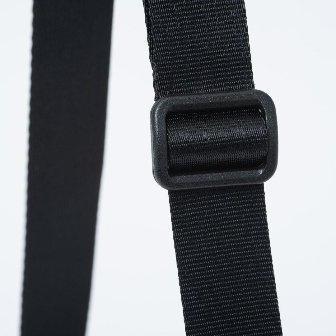 BEAMS DESIGN ELASTIC MESH ショルダーバッグ【BMMH0BSB】 ブラック