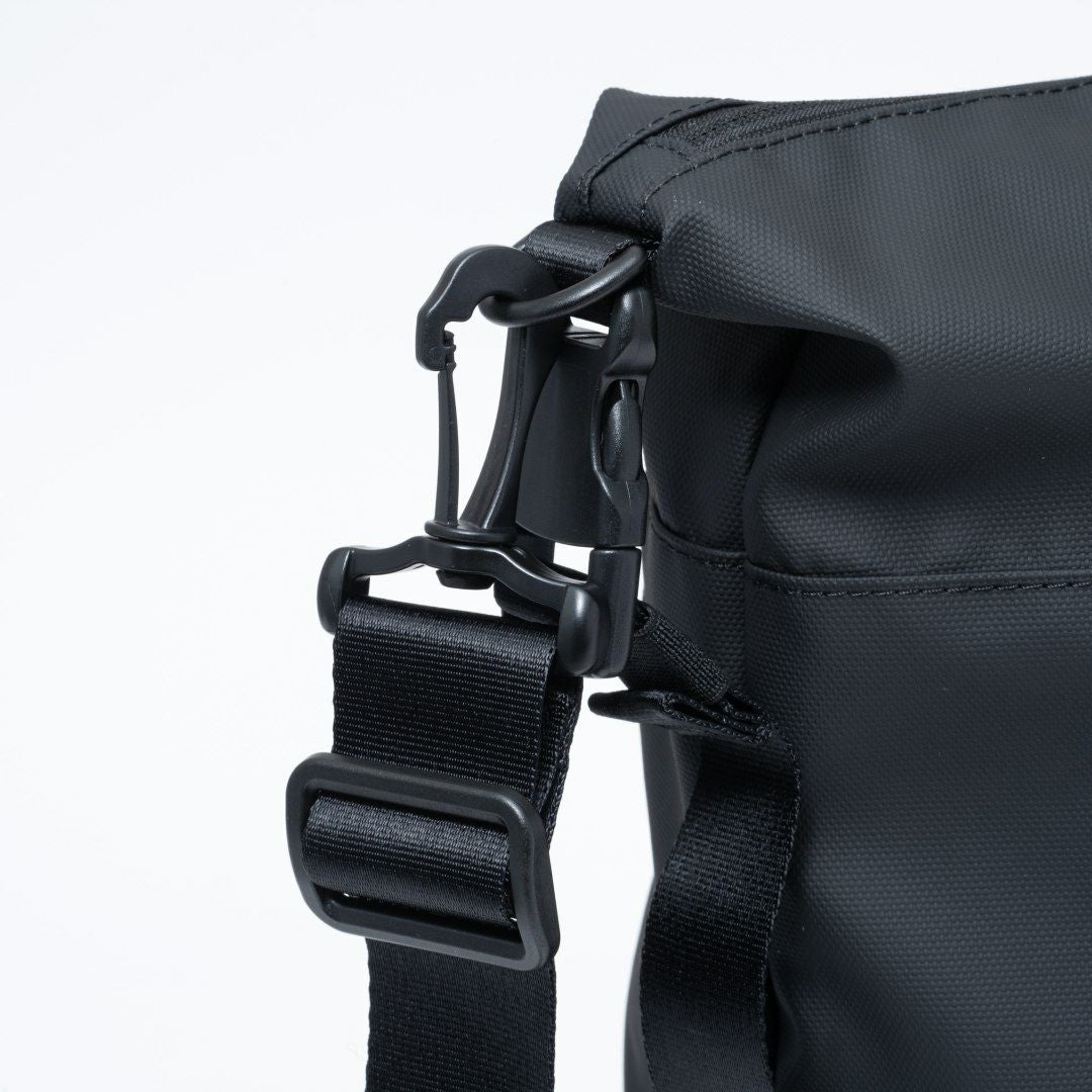 BEAMS DESIGN ELASTIC MESH ボストンバッグ【BMMH0BB1】 ブラック