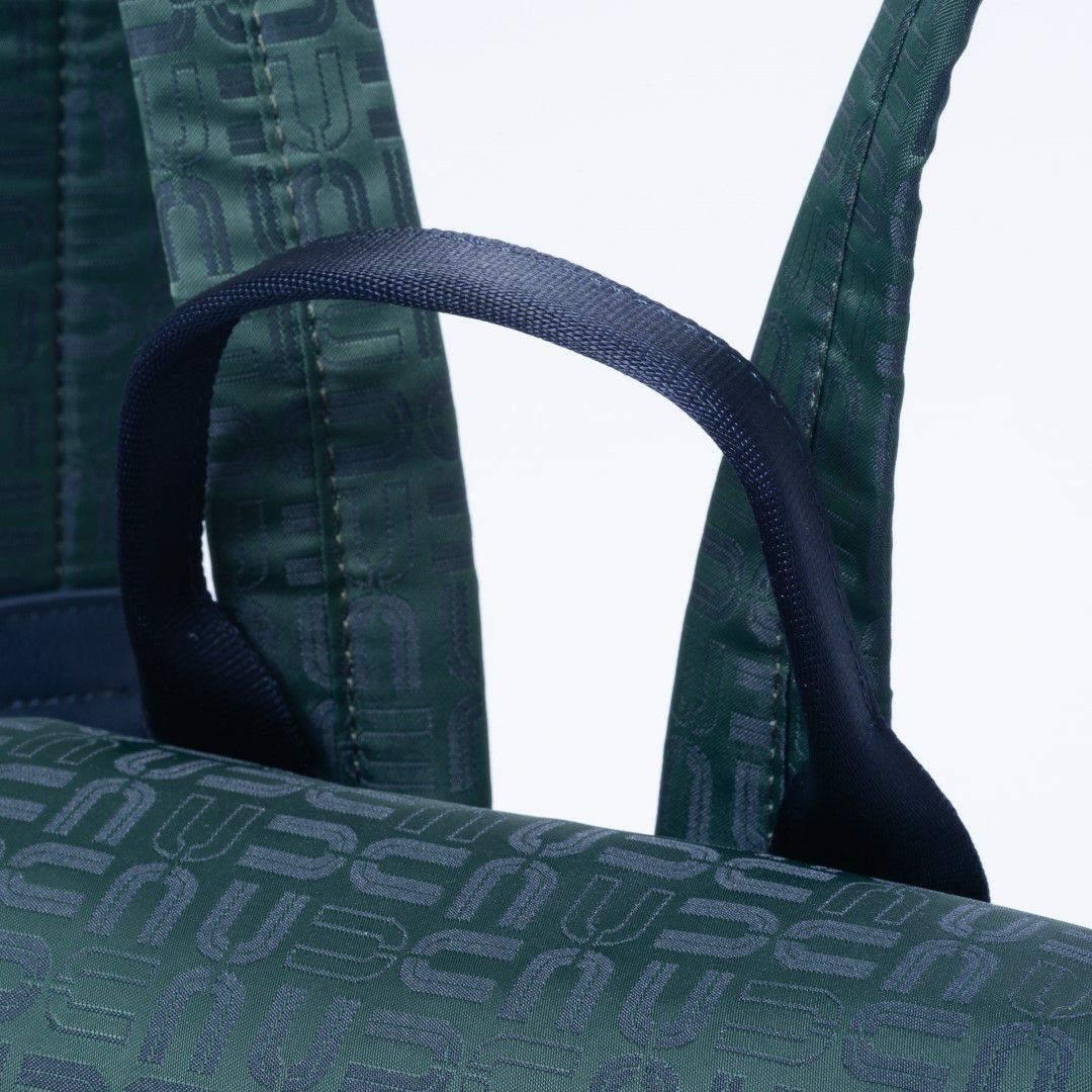 U by ungaro フランシーヌ リュック グリーン