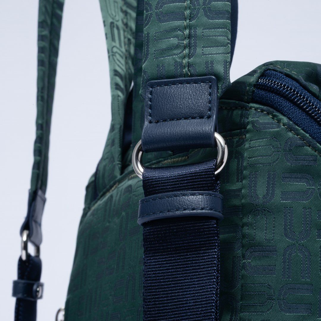 U by ungaro フランシーヌ リュック グリーン