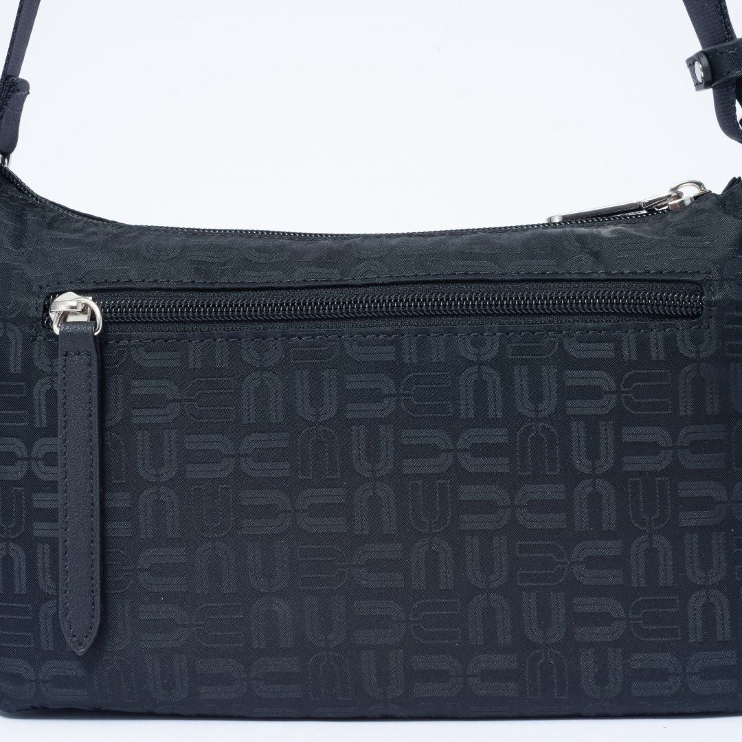 U by ungaro フランシーヌ ポシェット ブラック×ブラック